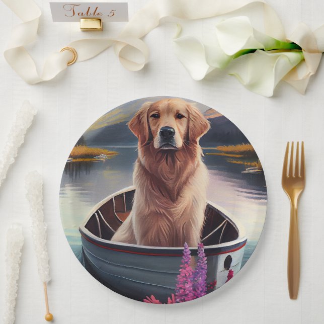 Golden Retriever auf dem Paddle: Ein Landschaftlic Pappteller (Hochzeit)