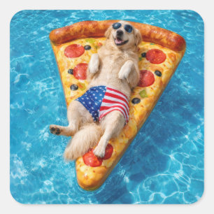 Golden Retriever auf einer Pizza-Luftmatratze Quadratischer Aufkleber