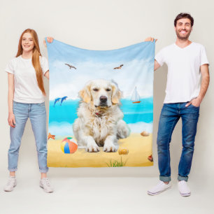 Golden Retriever Dog on Beach Fleecedecke