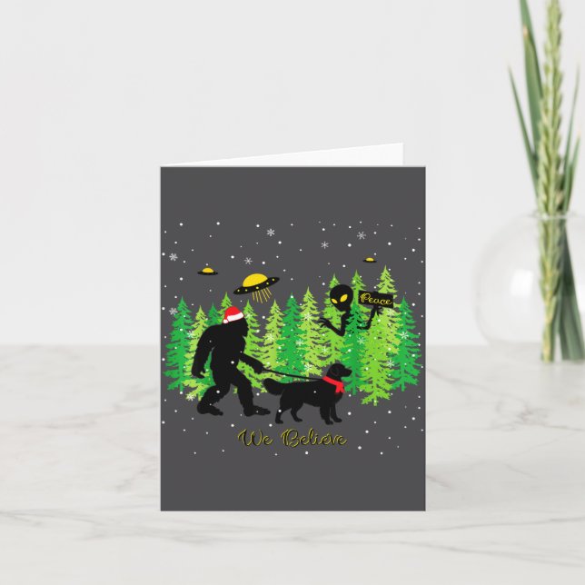 Golden Retriever Funny Bigfoot Christmas Alien Ufo Karte (Vorderseite)