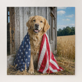 Golden Retriever in eine amerikanische Flagge gehü