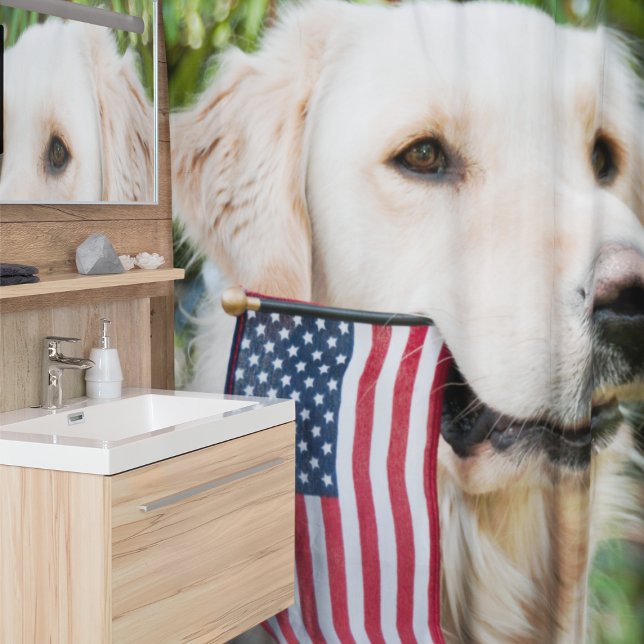 Golden Retriever Patriotic Dog Duschvorhang (Von Creator hochgeladen)