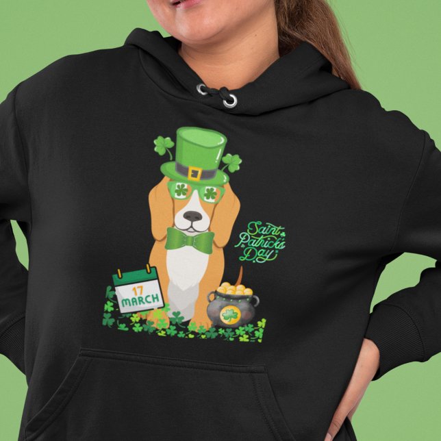 Golden Retriever St Patricks Day T-Shirt (Golden Retriever Dog St Patricks Day)