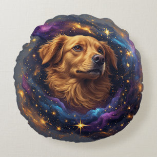 Golden Retriever von Whimsical Cosmos Rundes Kissen