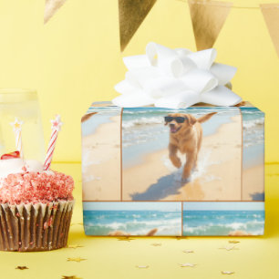 Golden Retriever Welpe läuft am Strand Geschenkpapier