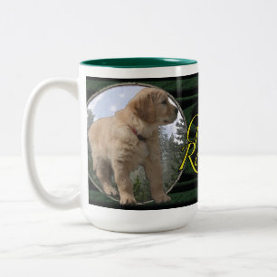 Golden retrieverwelpe zweifarbige tasse