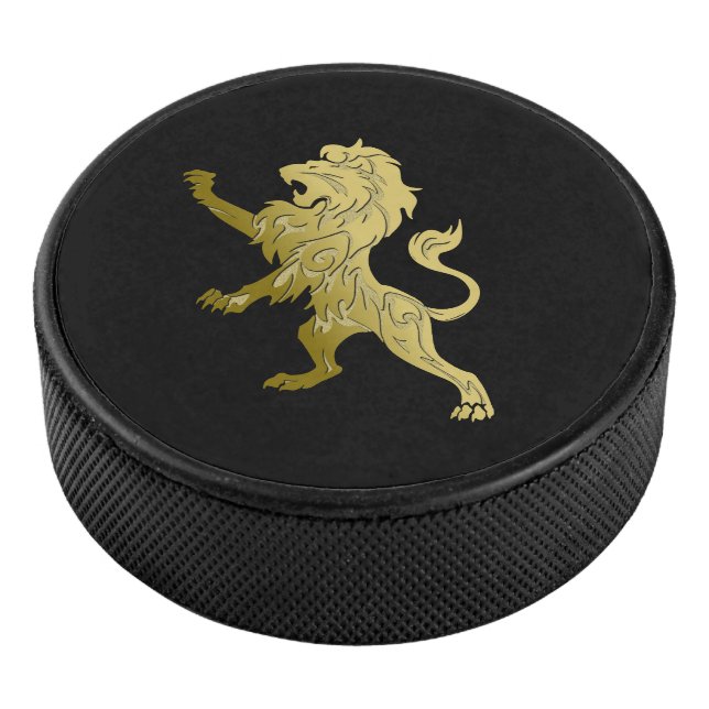 Golden Royal Lion on Black Eishockey Puck (3/4)