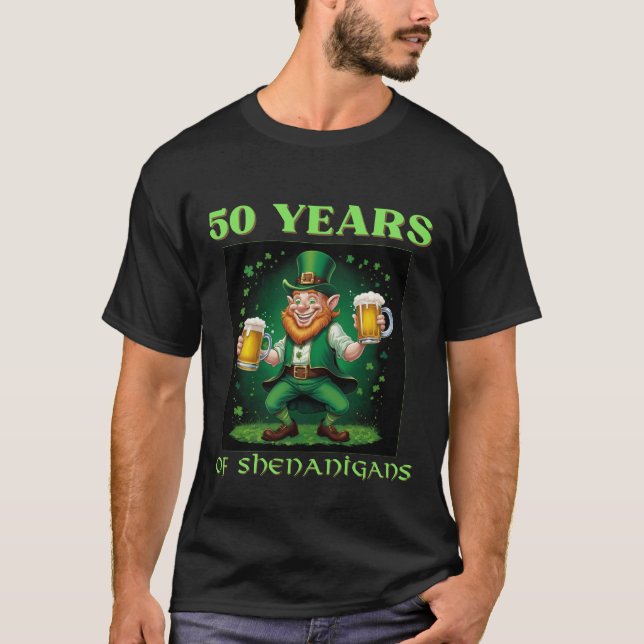 Golden Saint Patrick's 50th Birthday Celebration T-Shirt (Vorderseite)
