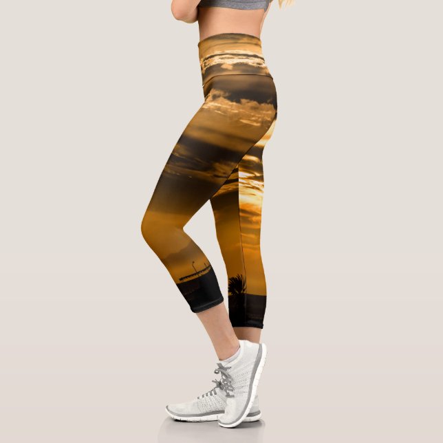 Golden Sky Capri Leggings (Links)