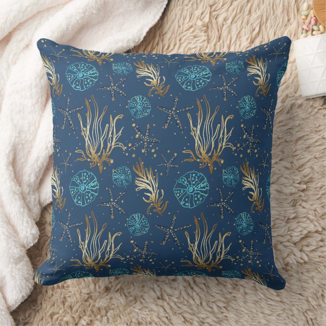 Golden Starfish & Coral Reef Muster auf Blue Kissen (Decke)