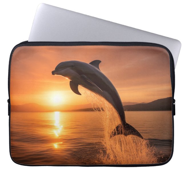 Golden Sunset Dolphin Laptopschutzhülle (Vorderseite)