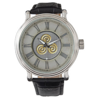 Golden Triskele Design Armbanduhr