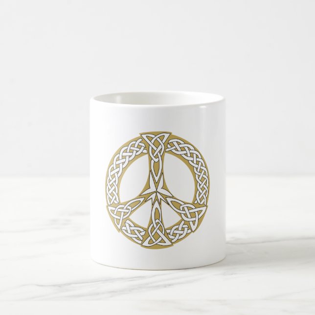 Golden und White Celtic Peace Sign Kaffeetasse (Mittel)