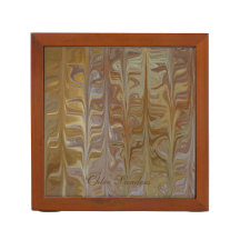 Golden Wet Cedar Design Design-Desk organisieren