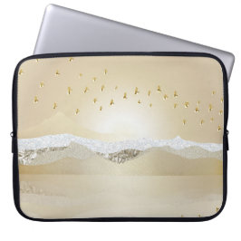 Golden Winter Sunset Berg Reflektion im Wasser Laptopschutzhülle