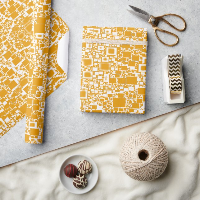 Golden Yellow and White Geometric Abstrakt Geschenkpapier (Kunsthandwerk)