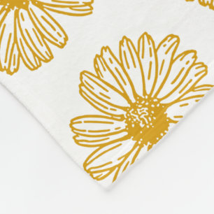 Golden Yellow Daisies Print, Daisy Floral Pattern Fleecedecke