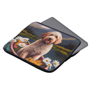 Goldendoodle auf dem Paddle: Ein Landschaftliches  Laptopschutzhülle