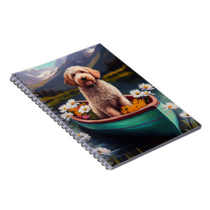 Goldendoodle auf dem Paddle: Ein Landschaftliches  Notizblock