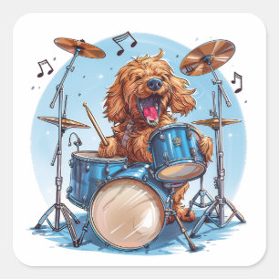 Goldendoodle Hund spielt Schlagzeug Quadratischer Aufkleber