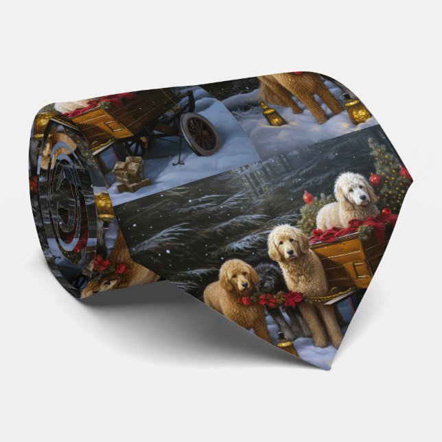 Goldendoodle Snowy Sleigh Weihnachtsdekor Krawatte (Gerollt)