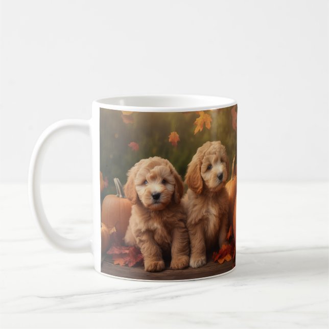 Goldendoodle Welpe Herbst Kürbis Kaffeetasse (Links)