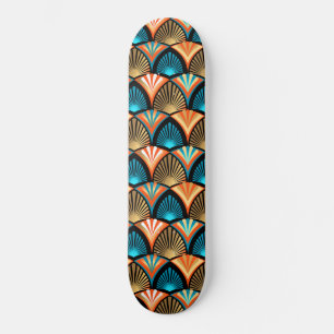 Goldene Blätter aus geometrischen Palmen im Art Dé Skateboard
