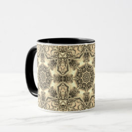 Goldene dekorative Tasse