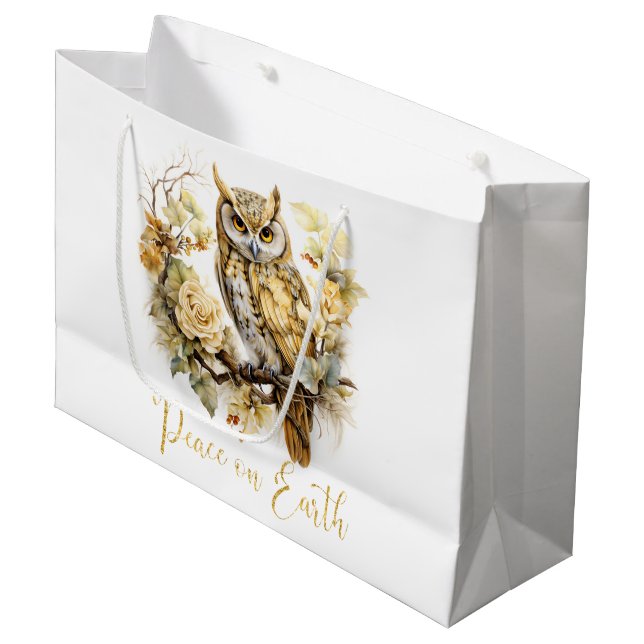 Goldene Eule auf einem Ast  Große Geschenktüte (Vorderseite Schrägansicht)