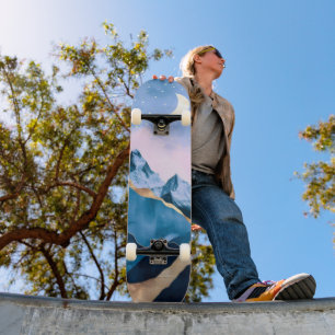 Goldene Himmelsgipfel Wasserfarbe Skateboard