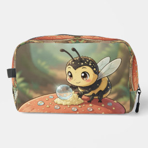 Goldene Hummel im Blütentanz Waschbeutel