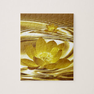 Goldene Lotos-Blume