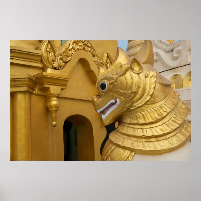 Goldene Löwenstatue am Tempel Poster (Vorne)