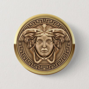 Goldene Medusa Gorgone mit griechischem Schlüssel Button