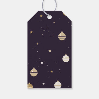 Goldene Ornamente und Sterne auf Tiefem Pflaume Geschenkanhänger