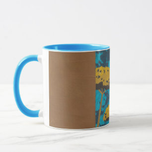 Goldene Schafgarbe-Garten mit blauem Hintergrund Tasse