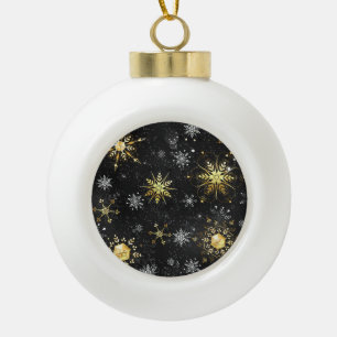 Goldene Schneeflocken auf schwarzem Hintergrund Keramik Kugel-Ornament