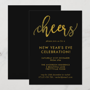 Goldene Schrift jubelt Silvester-Party Einladung