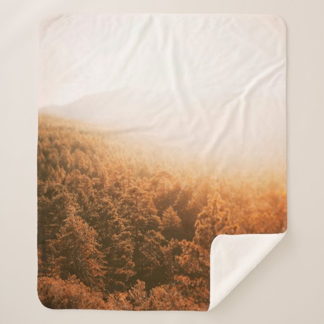 GOLDENE SONNE ÜBER EINEM WALD SHERPADECKE (Vorderseite)