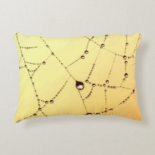 Goldene Spinnennetze Dekokissen