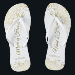 Goldene Spitzen auf einer Trauzeugin mit weißer El Flip Flops<br><div class="desc">Diese wunderschönen Hochzeitskippen sind eine großartige Möglichkeit, Ihre Trauzeugin zu danken und zu erkennen, während sie gleichzeitig ihre Füße rette. Das elegante Design mit goldenen Spitzen-Frills auf weißem Hintergrund und extravagant goldfarbenen Schriftzeichen. Der Test liest Trauzeugin mit ihrem Namen unten. Ein guter Weg, ihr zu danken, dass sie Teil Ihres...</div>
