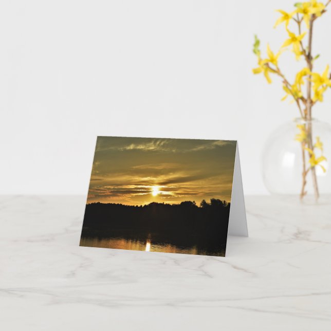 Goldene Stunde Sonnenuntergang über dem See Karte (Gelbe Blume)