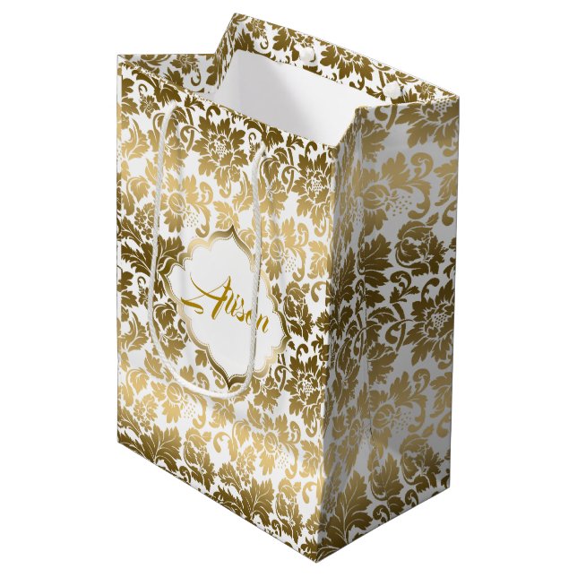 Goldene Töne florale Damaskus über weißem Hintergr Mittlere Geschenktüte (Vorderseite Schrägansicht)