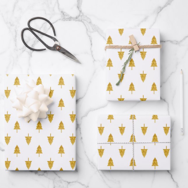 Goldene Weihnachtsbäume im weißen Hintergrund Geschenkpapier Set (Vorderseite)
