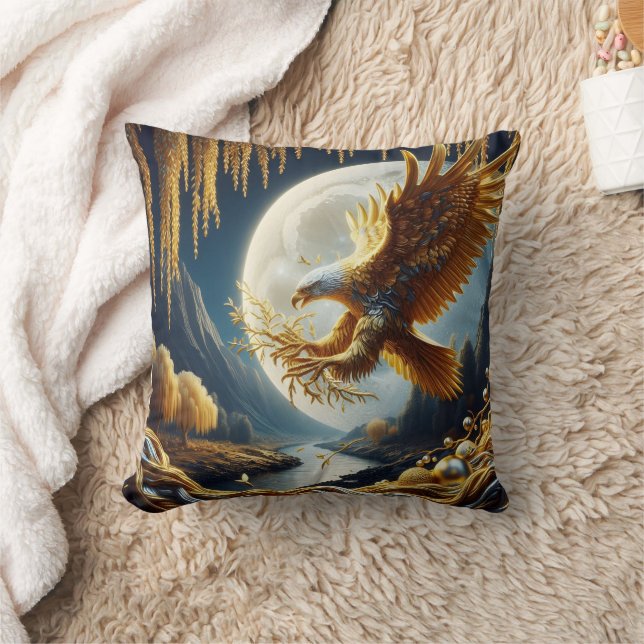 Goldener Adler auf dem Zweig nachts Kissen (Decke)