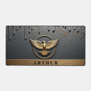 Goldener Adler-Emblem mit ausgebreiteten Flügeln Schreibtischunterlage