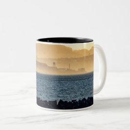 Goldener Dunst über Alcatraz in San Francisco Kuns Zweifarbige Tasse