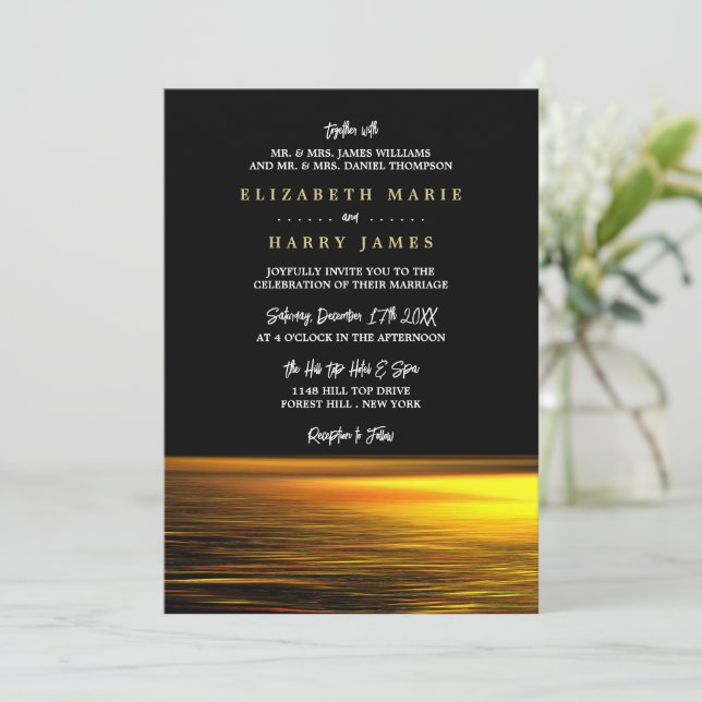 Goldener Ozean, elegante Hochzeit am Strand Einladung (Stehend Vorderseite)