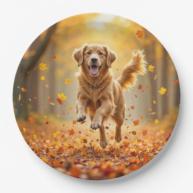 Goldener Retriever im Herbstwald Pappteller (Vorderseite)