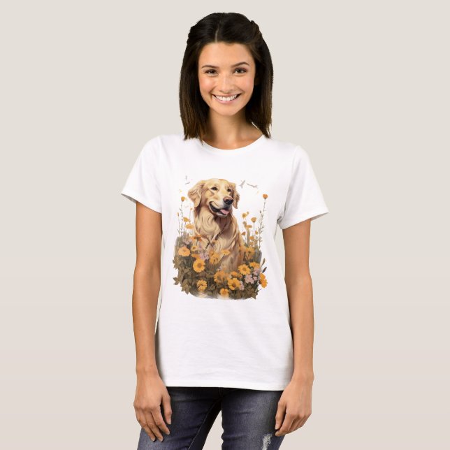 Goldener Retriever umgeben von Sonnenblumen T-Shirt (Vorne ganz)
